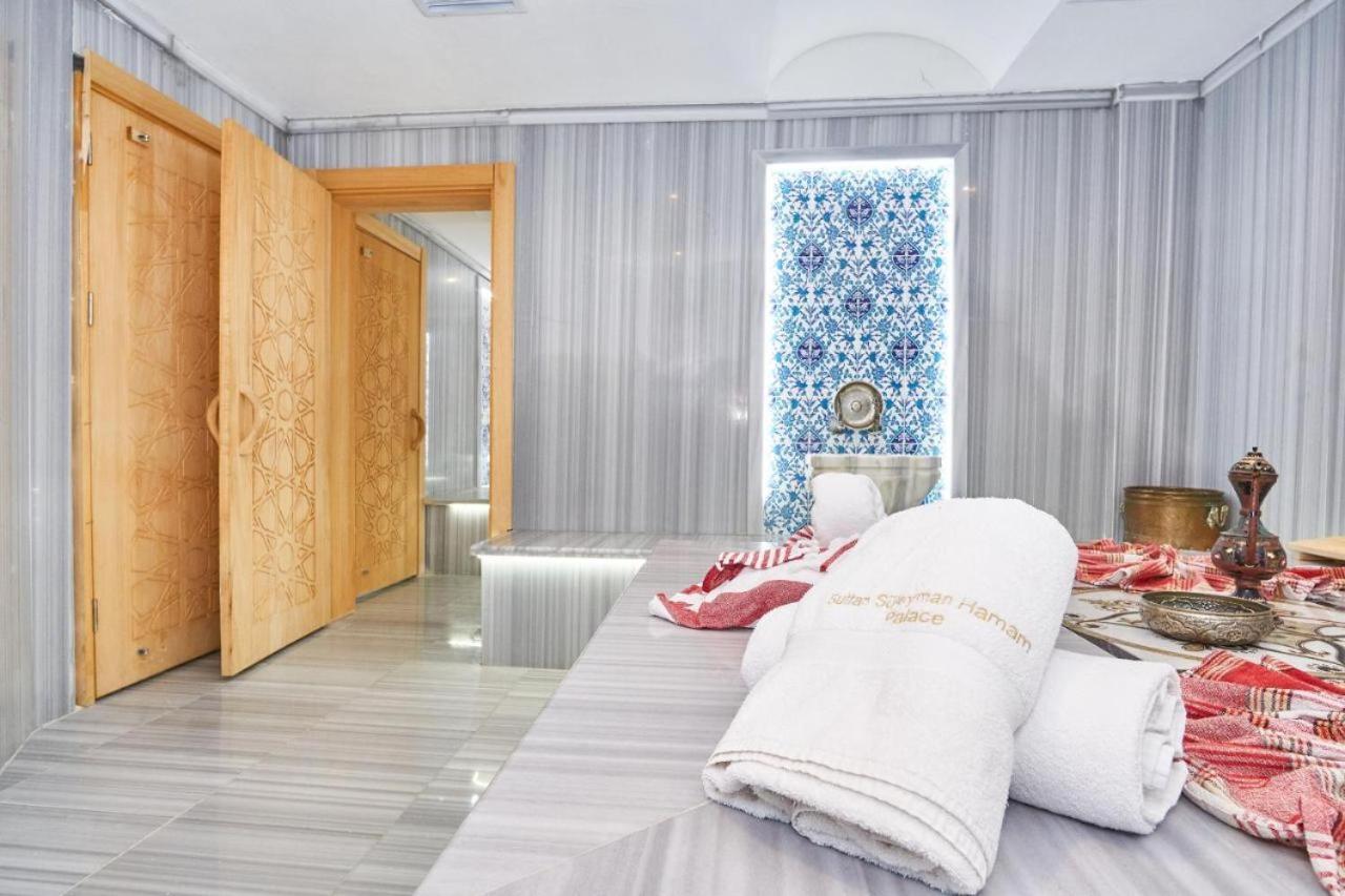 Honey Hotel Istanbul Bagian luar foto